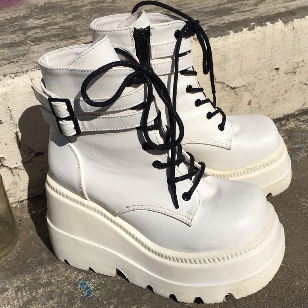 Demonia Shaker Boots